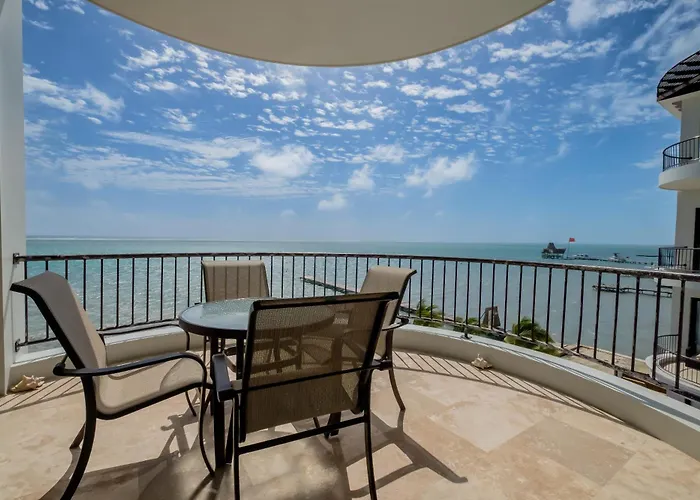 Diamante Beachfront Suites