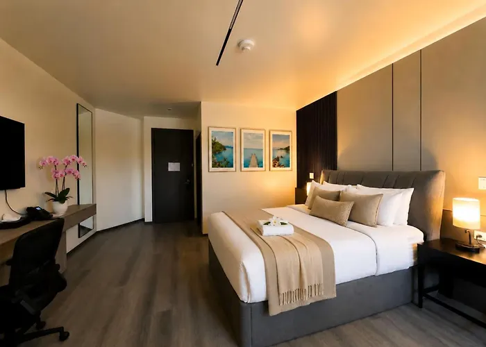 Grand Resort & Residences